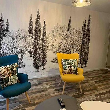Appartement Avec Cours Gien Ngoại thất bức ảnh